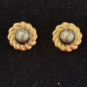VTG Erwin Pearl Hematite Gold Tone Clip Earrings